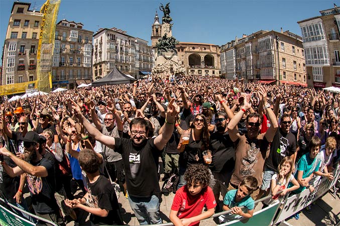 Azkena Rock Virgen Blanca